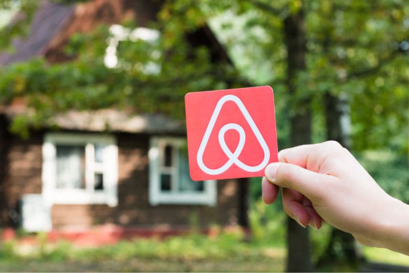 why use airbnb