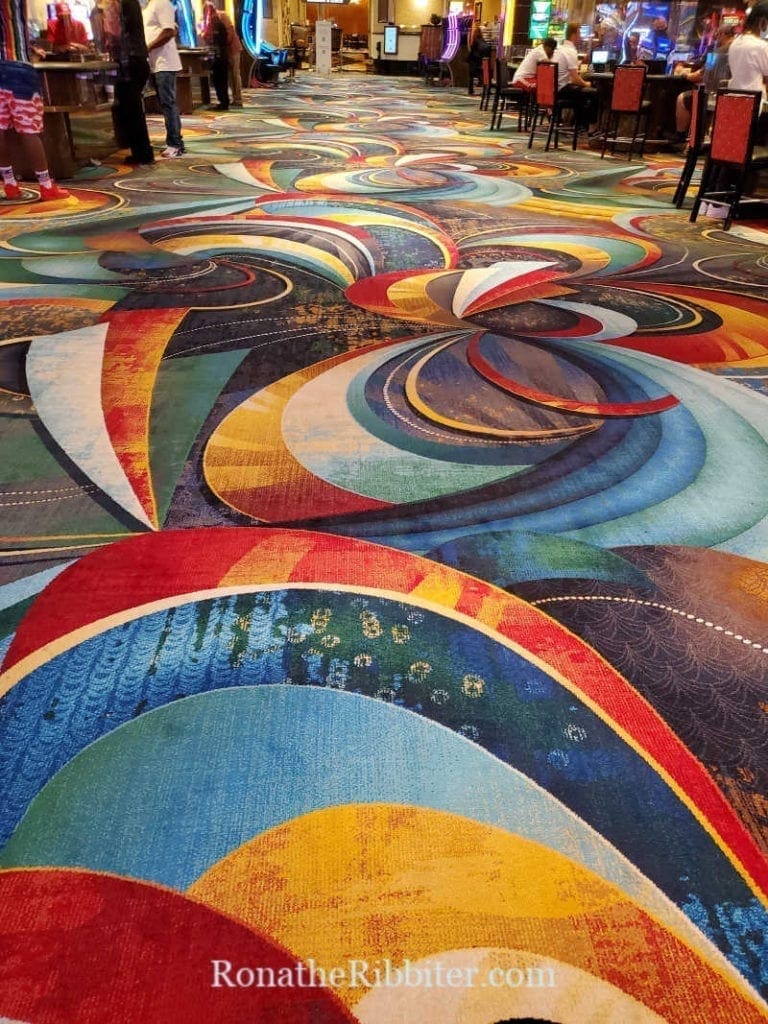 Quilting in Las Vegas, pattern on the floor in the MGM Grand