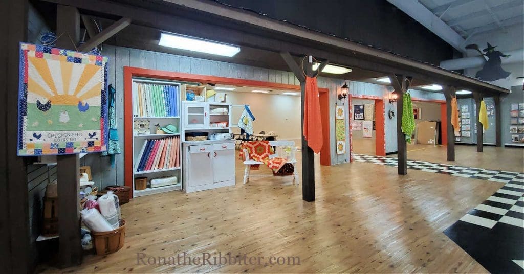 Classroom Entrance | SewEndipitous Quilt Shop | RonatheRibbiter.com