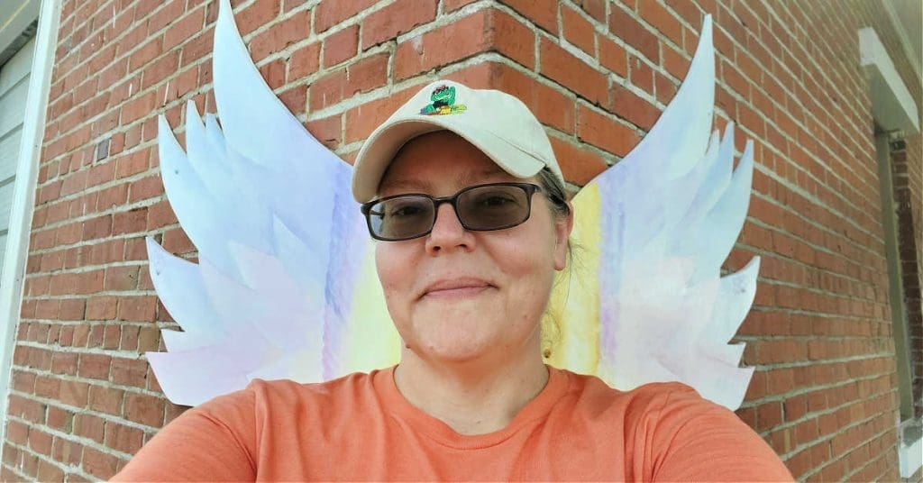 Angel Wings in Cozad | Rona the Ribbiter